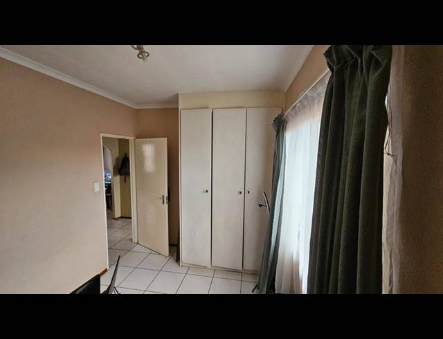 2 BEDROOM PROPERTY TO RENT IN POMONA